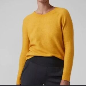 Athleta Hawthorn Crew Yellow Wool Long Sleeve Sweater Women's Small